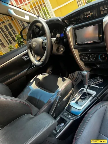 Toyota Fortuner At 4x2 Mod 2018 Versión 50 Años