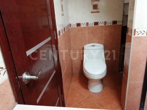 Casa En Venta En Lomas De San Juan, San Juan Del Río, Queretaro.