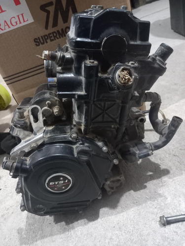 Motor Pulsar Ns200