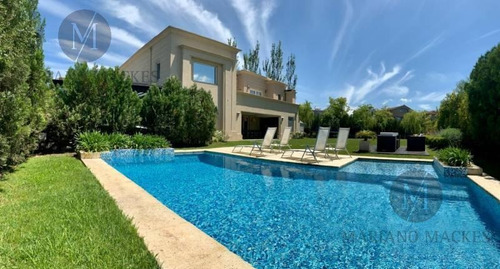 Casa - El Golf
