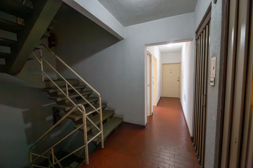 Departamento En Arenales 1500