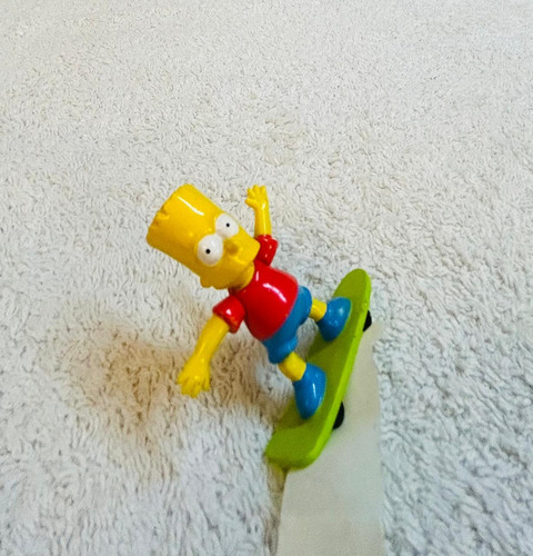 Muñeco Bart En Patineta. Los Simpsons. Huevo Jack 2004 (Usado)