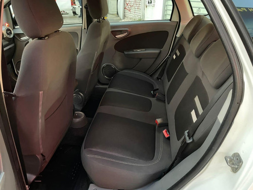 Imagen 13 de 14 de Excelente Dodge Vision 1.6l 115hp Aut 2016