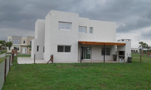 Imagen 20 de 30 de Destacada Casa En Puertos Del Lago Barrio Vistas