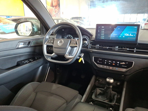 Ssangyong New Rexton 2025