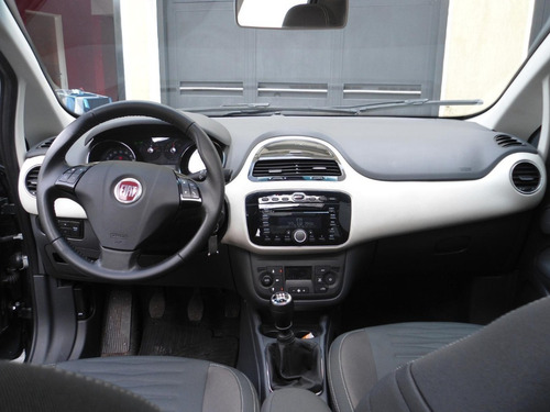 Fiat Punto 1.6 Essence 2015- Unico