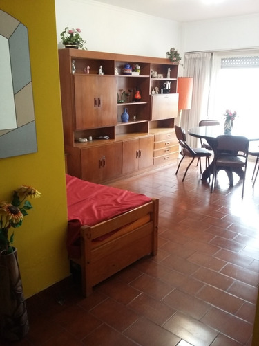 Imagen 1 de 13 de Depto 2 Ambientes Perfecta Ubicacion.