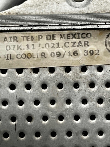 Radiador De Aceite Volswagen Golf 14-18 07k-117-021c Ml827 (Usado)