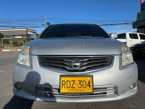 Nissan Sentra SL 2.0cc AT AA 4X2