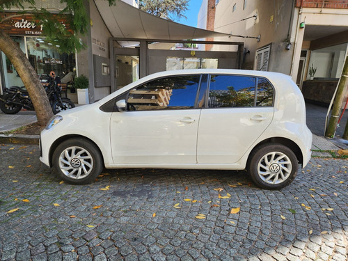 Volkswagen Up! 1.0 High Up! 75cv 5 p