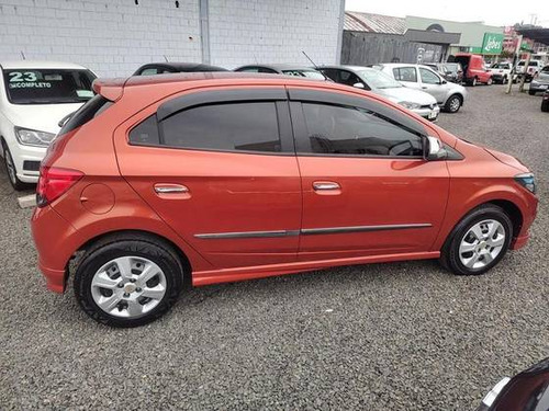 Chevrolet Onix 1.4 MPFI LT 8V FLEX 4P MANUAL