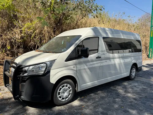 Toyota Hiace 2.7 Ventanas Superlarga Mt