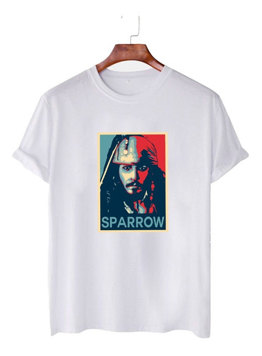 Imagen 2 de 6 de Remera Blanca Piratas Caribe Jack Sparrow Cine Unsex Y Ninos