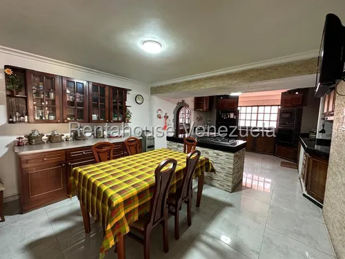 Casa En Venta Montalbán