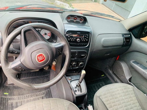 Fiat Strada 1.8 16v Adventure Cab. Dupla Flex Dualogic 2p
