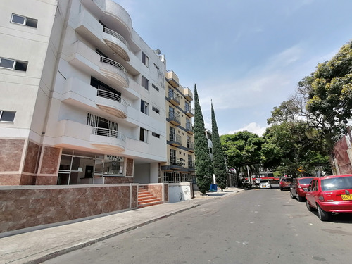 Apartamento De Lujo En Pampalinda  Venta - Cali