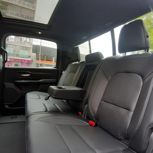 RAM 1500 5.7 Laramie Atx V8