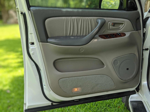 Imagen 12 de 15 de Toyota Sequoia Limited 2007