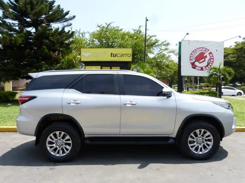 Toyota Fortuner Srv 2021 Blindaje 2 Plus