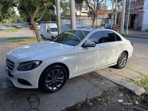 Mercedes-benz Clase C 2.0 C200 Avantgarde At 184cv Excelente