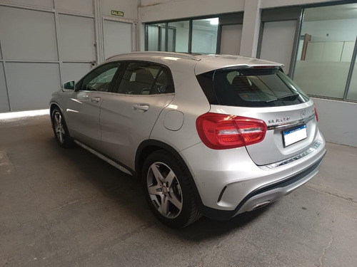 Imagen 4 de 8 de Mercedes Benz Gla 250 Urban 4matic Amg