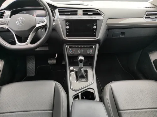 Volkswagen Tiguan 5p Comfortline L4/1.4/T Aut