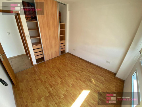 Imagen 14 de 23 de Departamento - La Plata