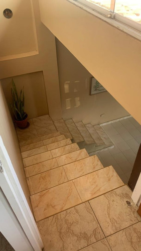 Imagen 4 de 8 de Se Alquila - Anexo - Turmero, Villas Del Este - 04145880139