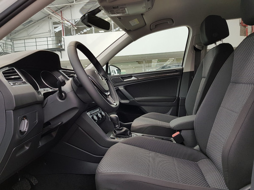 Imagen 17 de 25 de Volkswagen Tiguan Allspace 350 Tsi Comfortline Inmediata