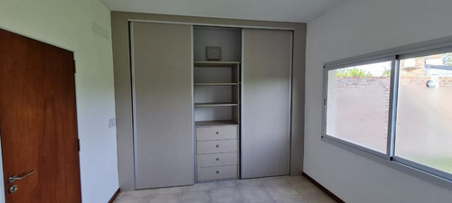 Imagen 22 de 30 de Excelente Casa De 2 Dormitorios En Venta A Estrenar En Tierra De Sueños 1. Roldan Y Funes.