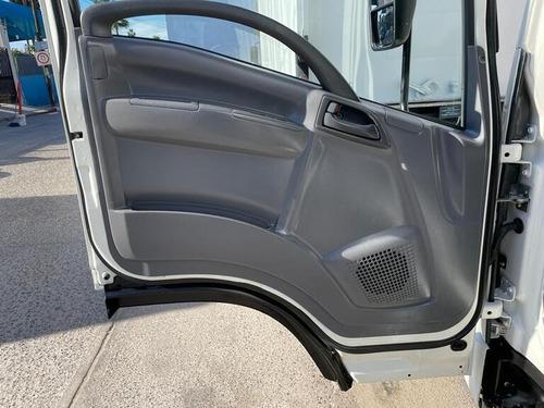 Ligero Fronterizo 2017 Isuzu Npr Caja Refrigerada 20' Pies