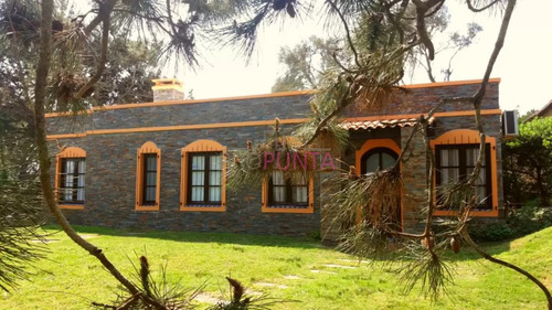 Casa En Punta Ballena, Solanas