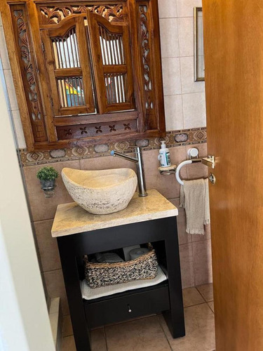 Casa En Venta - 6 Dormitorios 3 Baños - 380mts2 - Echeverría