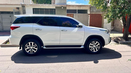 Toyota SW4 2.8 Srx 177cv 4x4 7as At