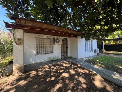 Venta Casa 3 Ambientes En Bosques
