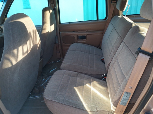 Imagem 8 de 8 de Ford Explorer 4x2 4.0 5portas