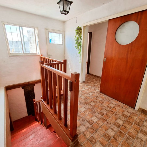 Imagen 15 de 20 de Venta De Amplia Casa Céntrica De 3 Dormitorios C/ Cochera En Cosquín