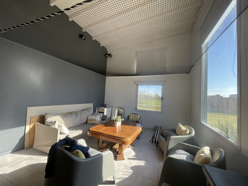 Venta De Casa De 2 Ambientes En San Vicente