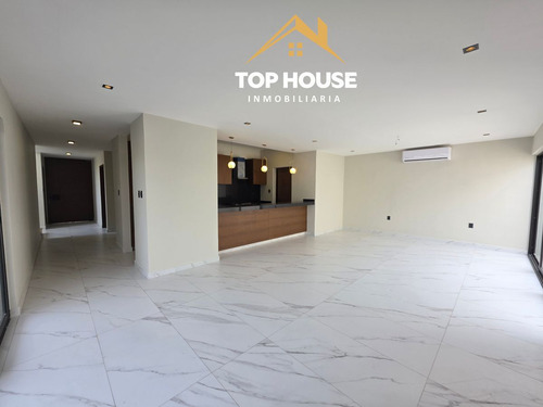 Casa En Venta En Residencial Las Palmas, Veracruz