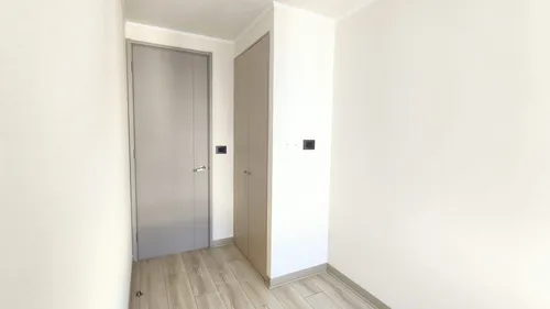 Edificio Colombia (1 Est. 1 Bod.) Piso 8