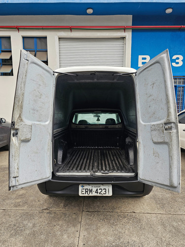 Volkswagen Saveiro 1.6 Cab. Simples Total Flex 2p