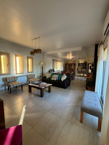 Se Vende Casa Impecable En Barrio Cerrado La Asuncion Club De Campo