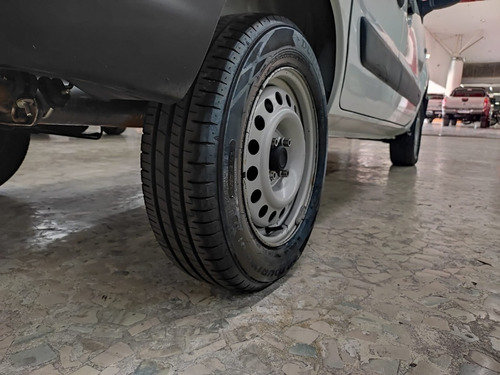 Imagem 5 de 12 de Renault Kangoo