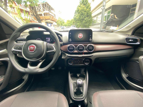 Fiat Cronos 1.8 16v Precision