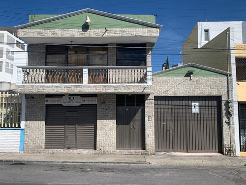 Oportunidad De Amplia  Casa En Venta En El Centro De Pachuca