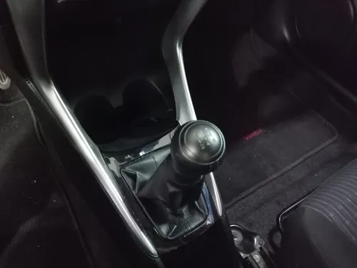Toyota Yaris SEDAN CORE 1.5L L4 107HP TM