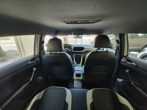 Imagen 15 de 25 de Volkswagen T-cross 200 Tsi Highline At Entrega Inmediata 0km