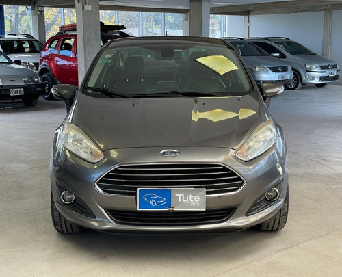 Ford Fiesta Kinetic 1.6 Sedan Titanium Powershift 120cv
