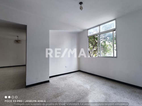 Imagen 16 de 29 de Apartamento En Venta En El Bosque Chacao Urbanizacion El Bosque