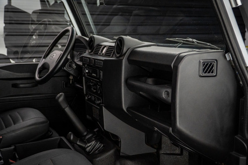 Imagem 13 de 16 de 2011 Land Rover Defender Puma